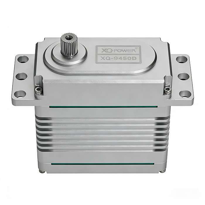 XQPOWER 700kg industrial servo angle view showing high-torque servo housing and output shaft design